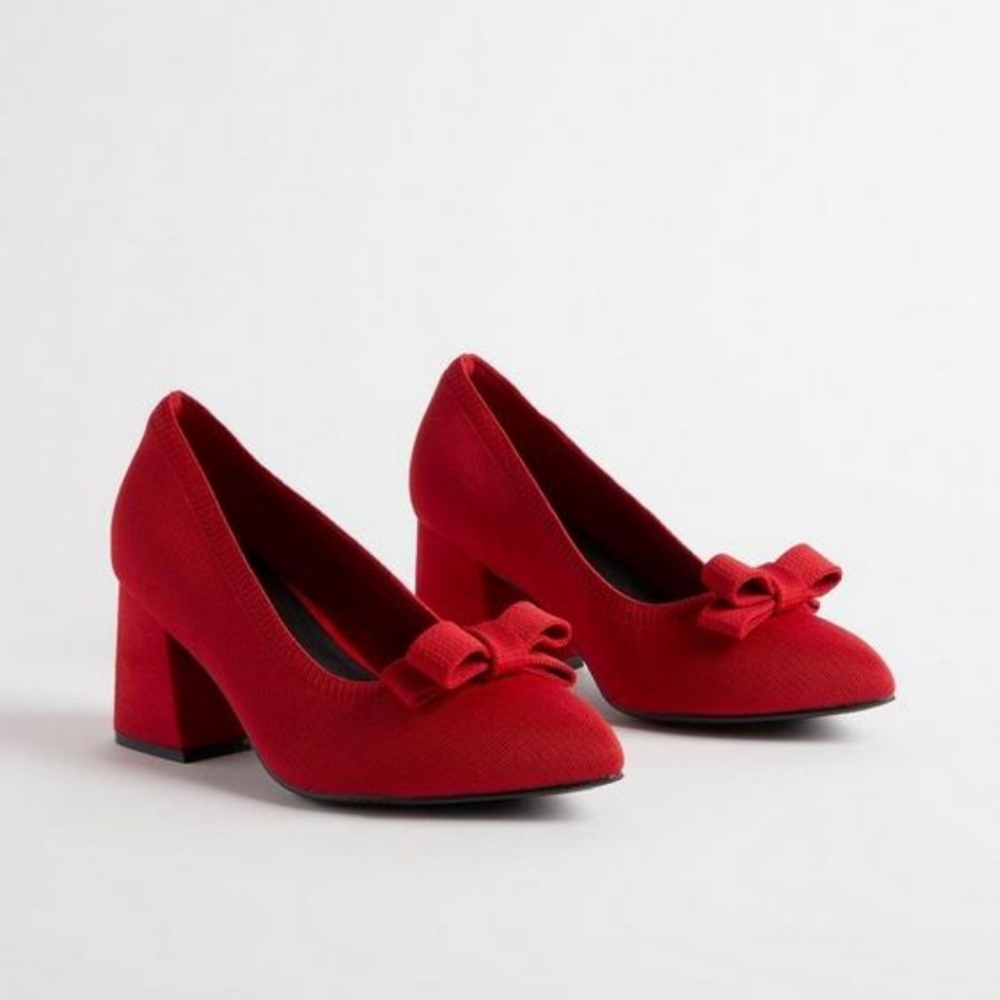 Torrid red pointed toe block heels with bows